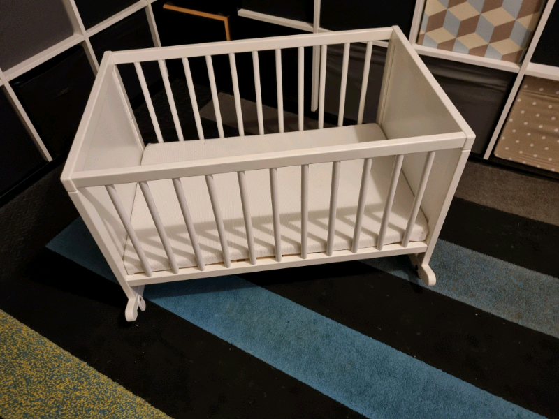 ikea mini crib